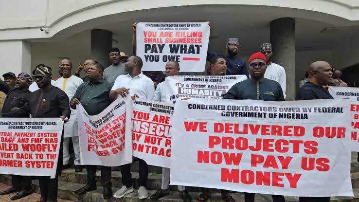 Image of contractors protesting in Abuja